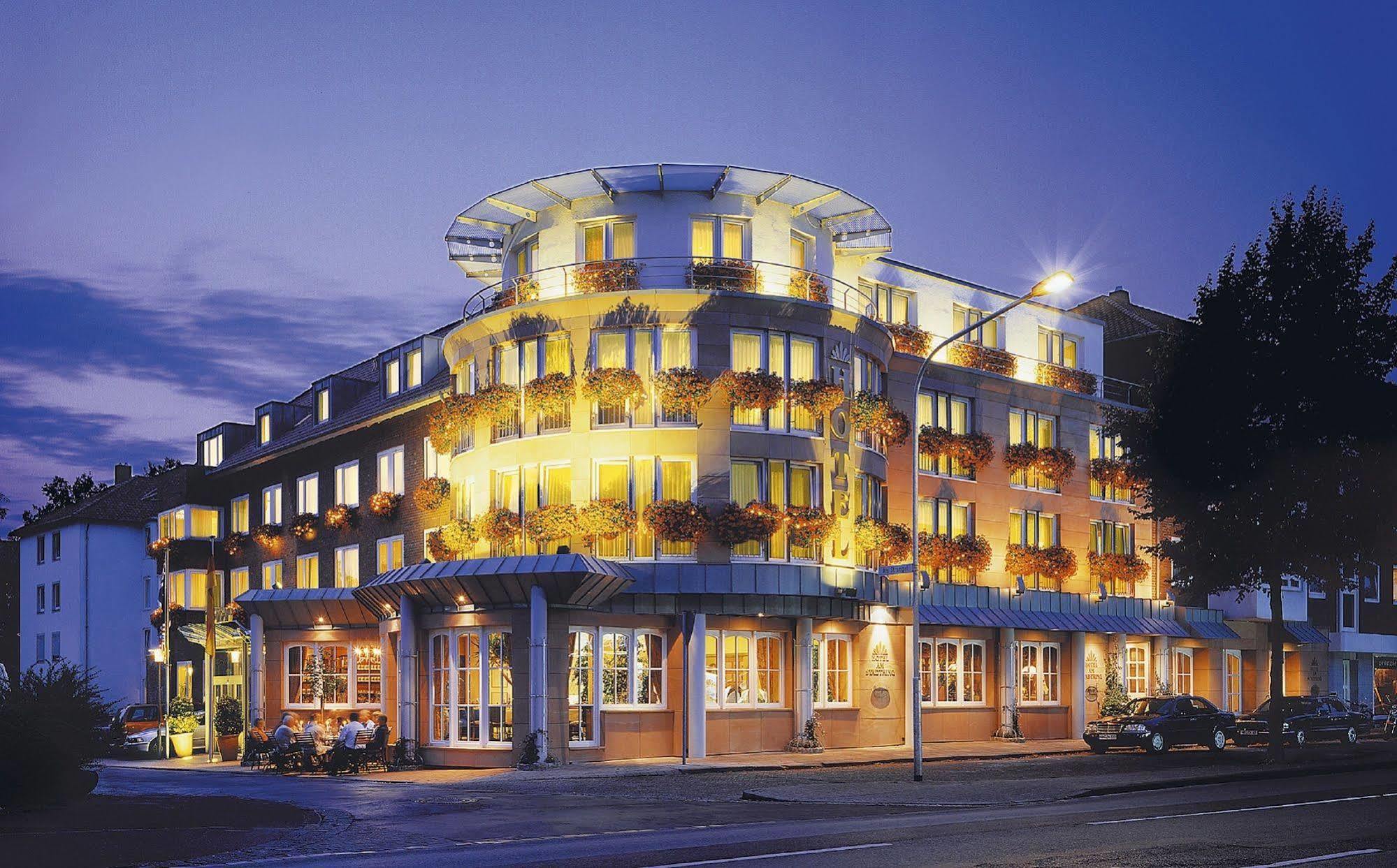 Hotel-Hofbraeu Am Stadtring Нордхорн Экстерьер фото